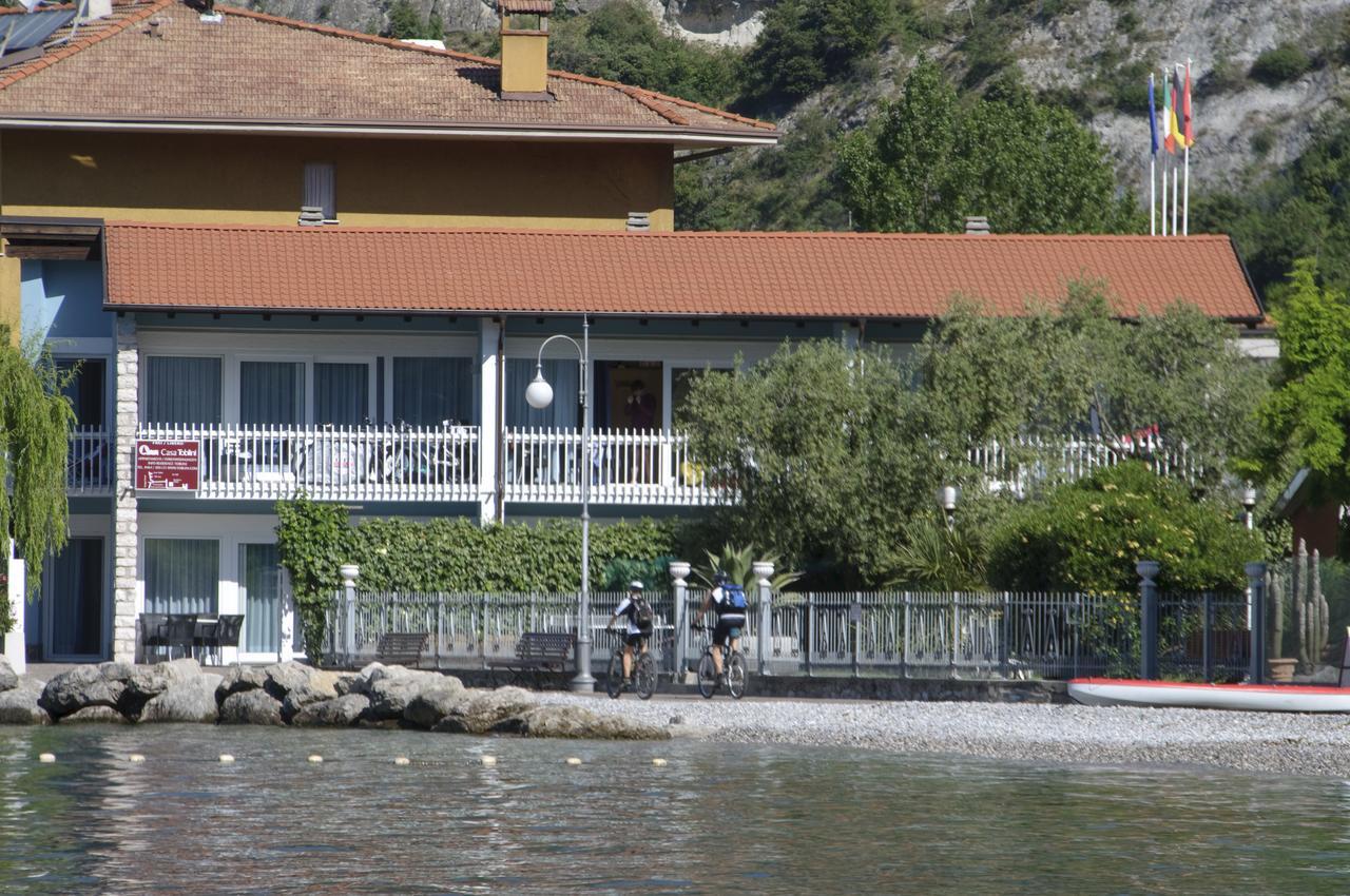 Casa Toblini Al Lago On The Beach Torbole Sul Garda Kültér fotó