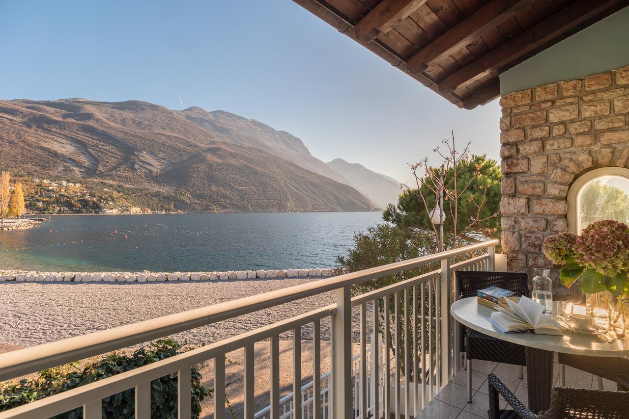 Casa Toblini Al Lago On The Beach Torbole Sul Garda Kültér fotó
